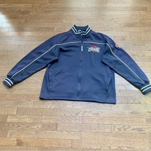 ⭐️SOLD⭐️Cleveland Cavaliers NBA Majestic Full Zip Jacket | Size L | Navy Blue - Picture 12 of 12